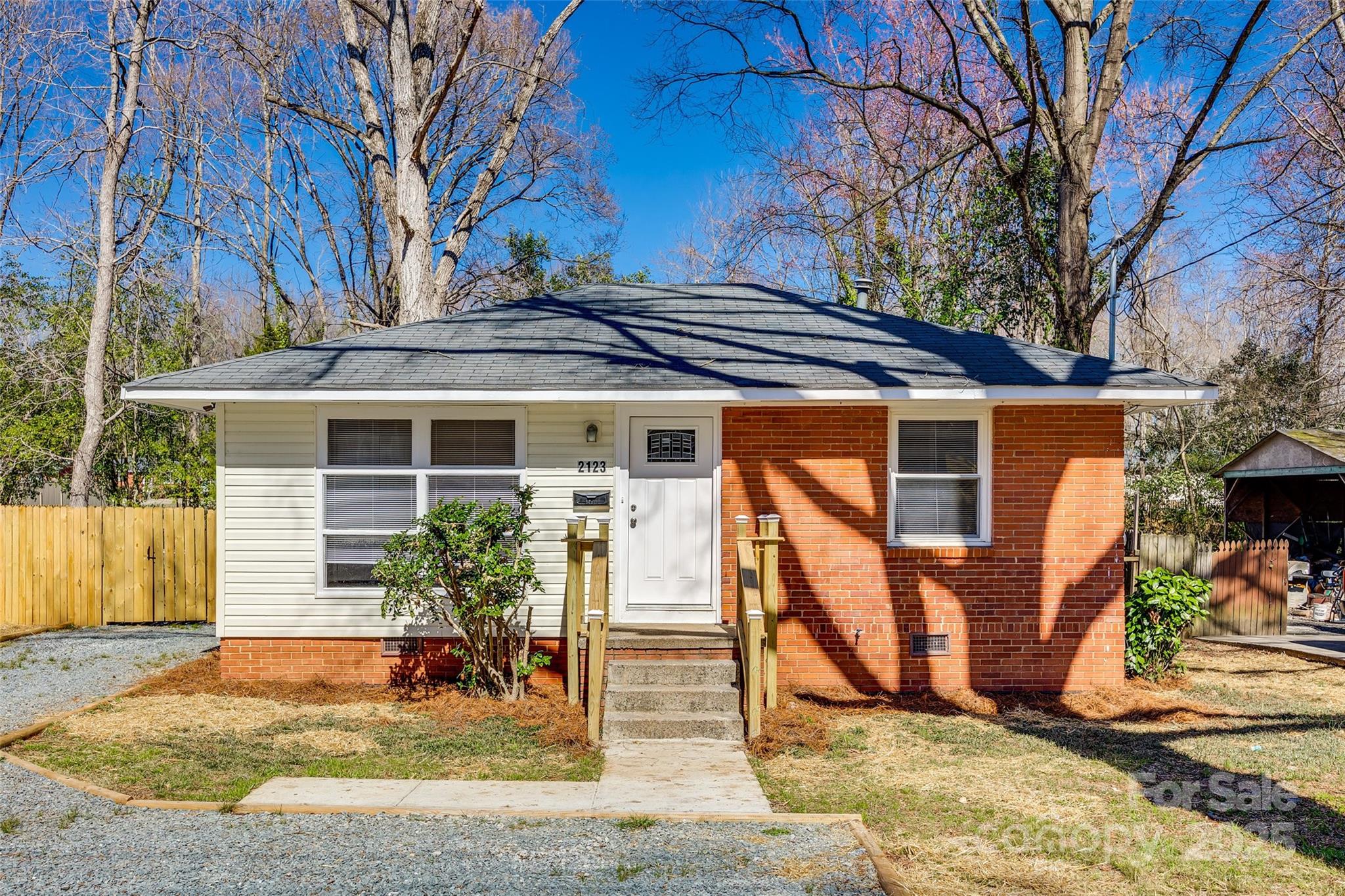 2123 Purser Drive Charlotte NC 28215