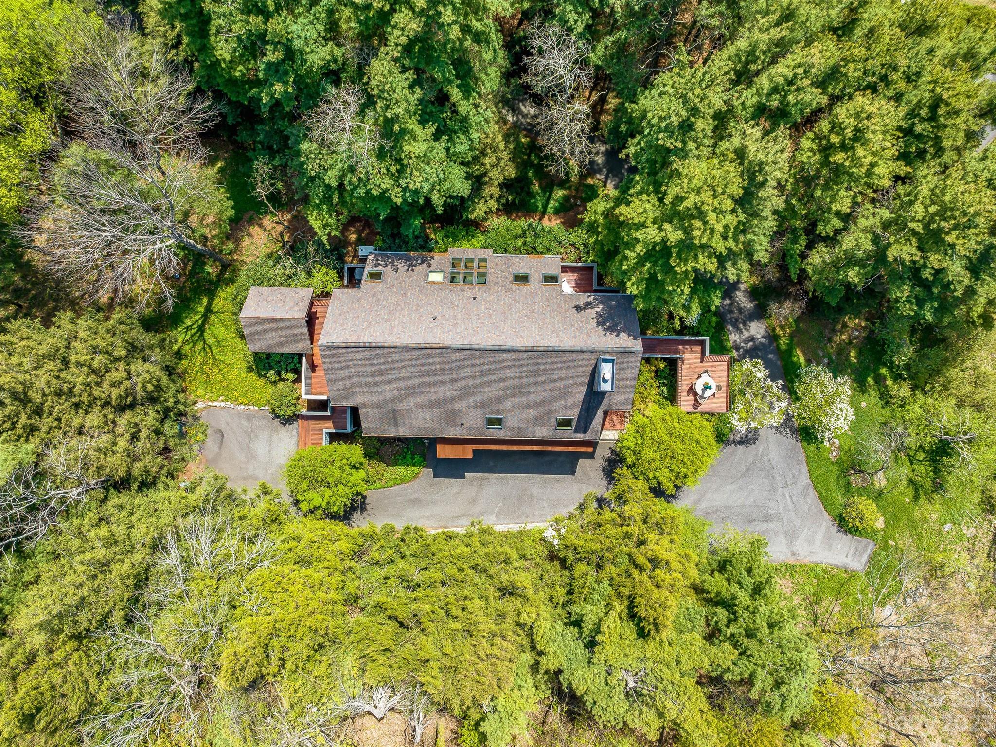 23 Peach Knob Drive Asheville NC 28804