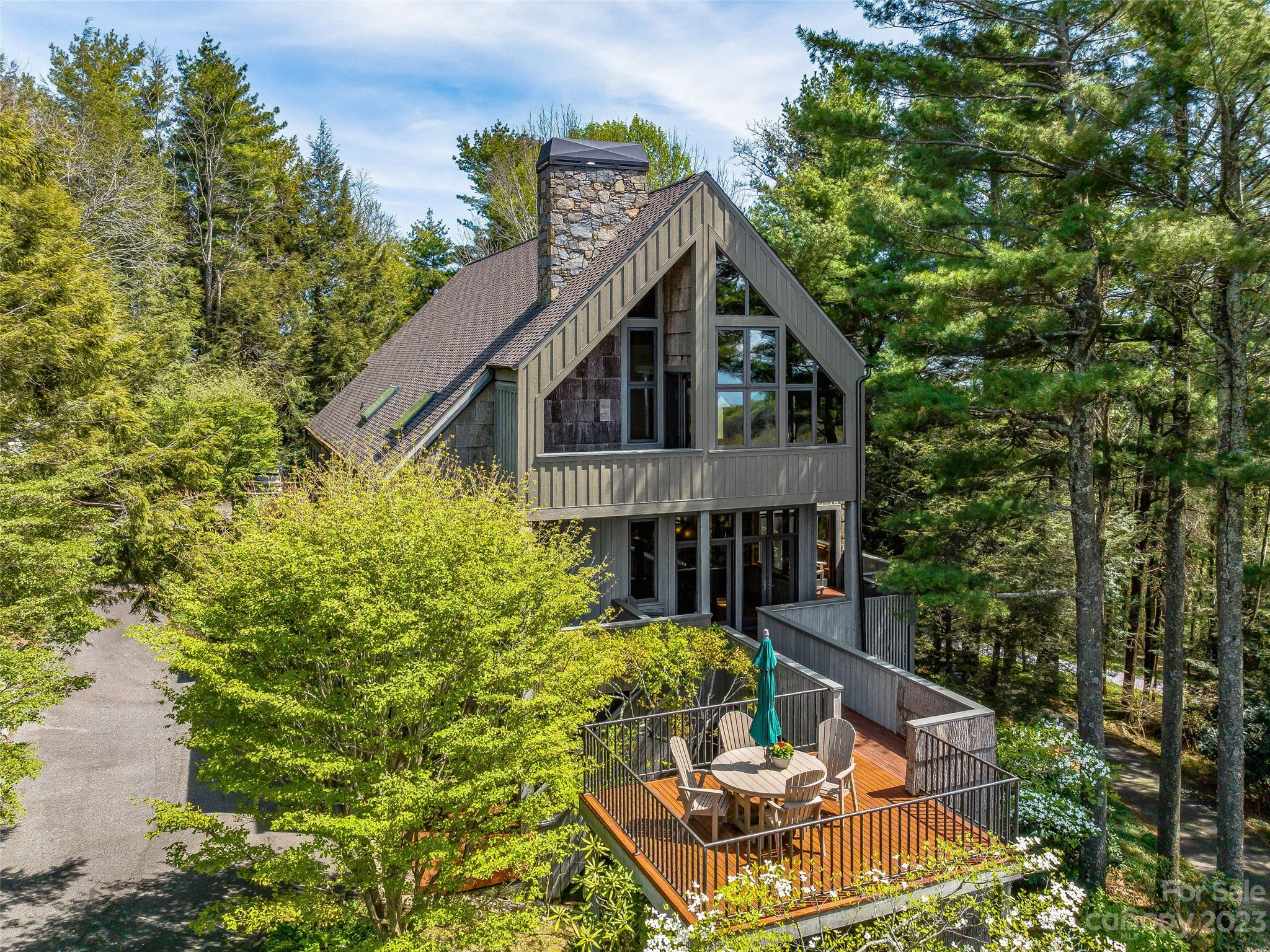 23 Peach Knob Drive Asheville NC 28804