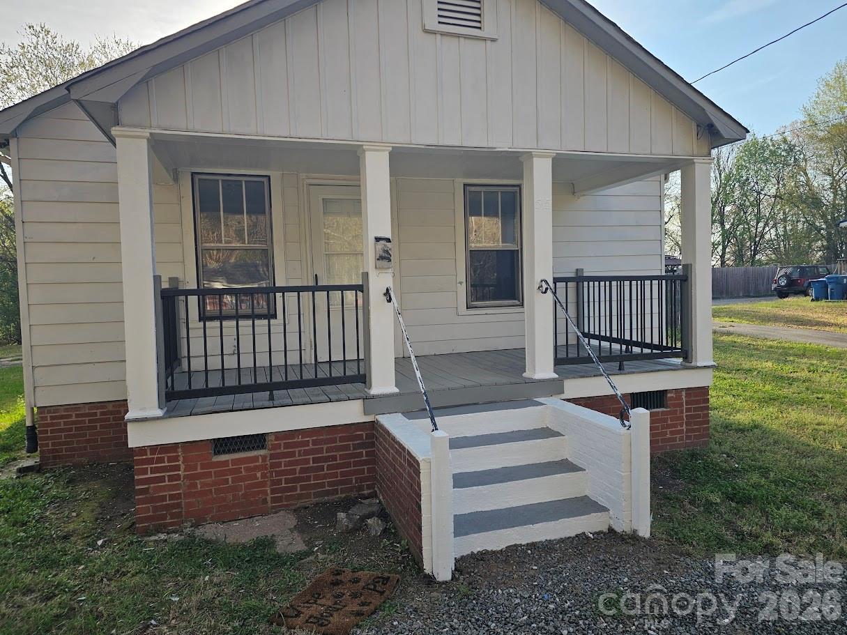 515 26th Street SW Hickory NC 28602