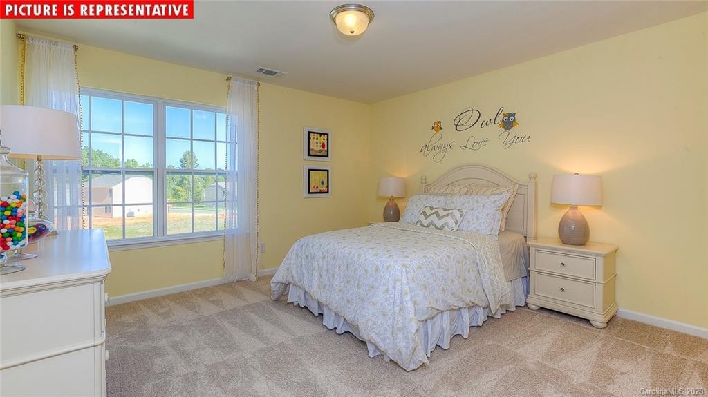 6720 Pennyroyal Way Charlotte NC 28216