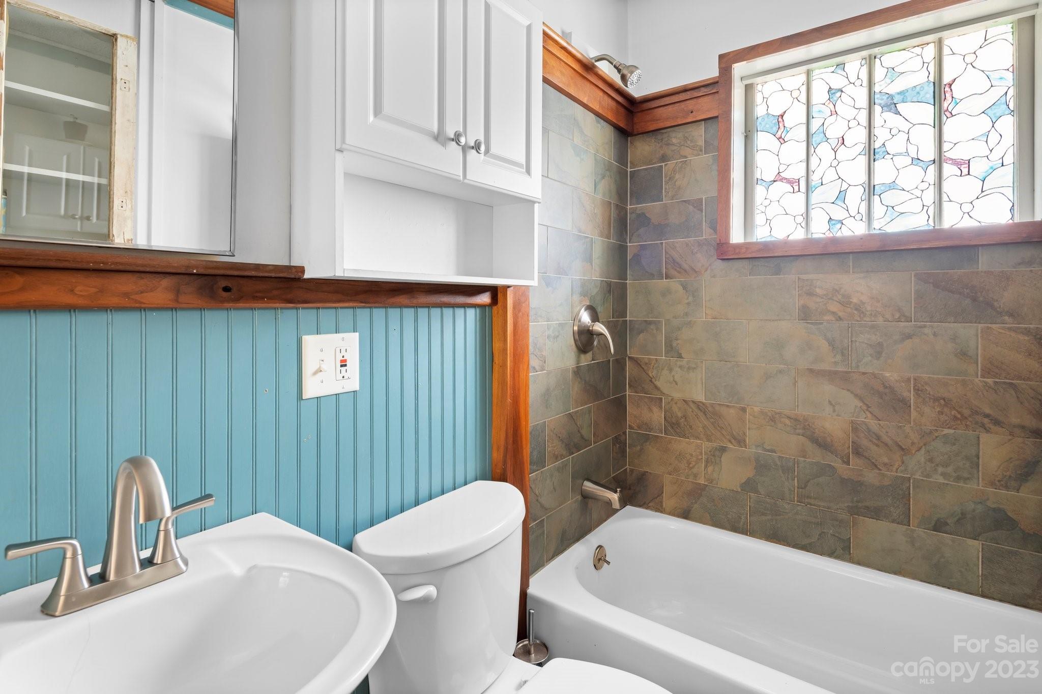 11 Northview Street Asheville NC 28801