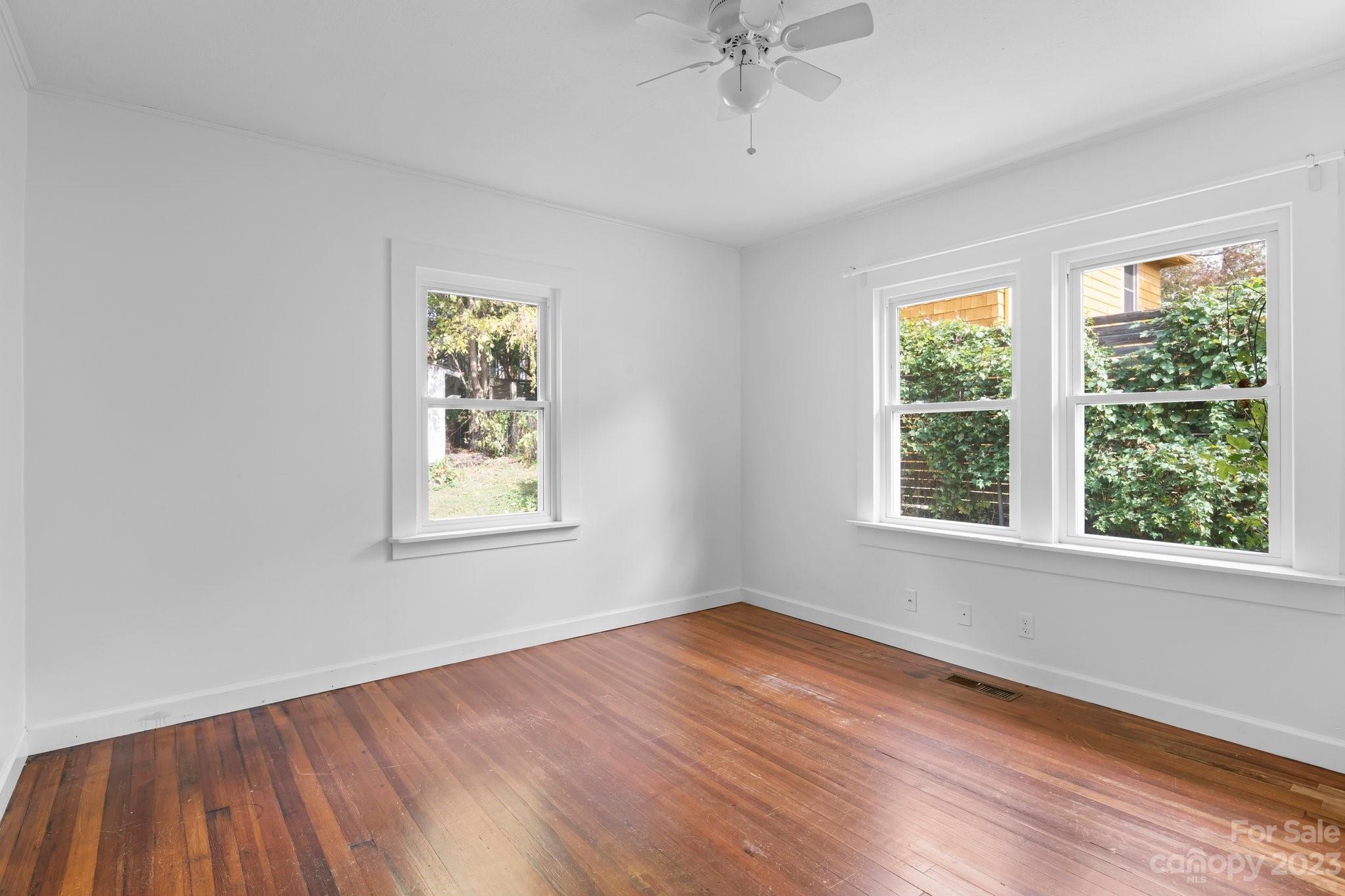 11 Northview Street Asheville NC 28801