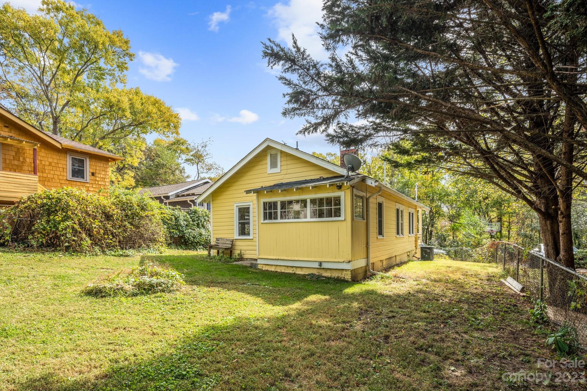 11 Northview Street Asheville NC 28801
