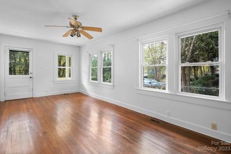 11 Northview Street Asheville NC 28801