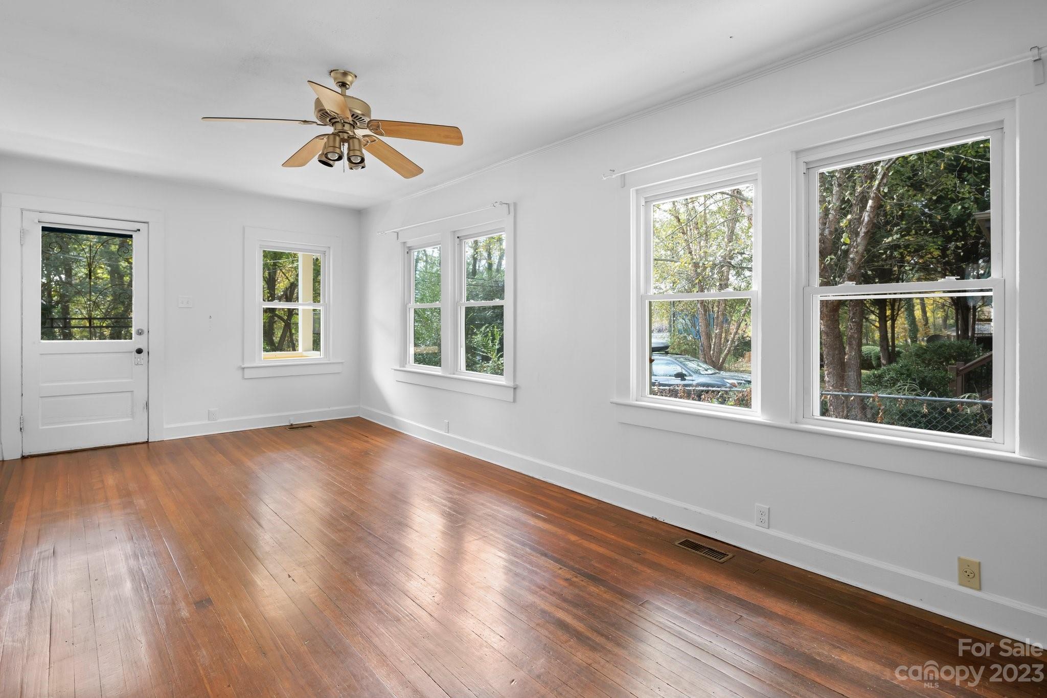 11 Northview Street Asheville NC 28801