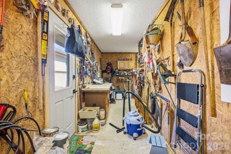 2070 Golfside Lane Hendersonville NC 28739