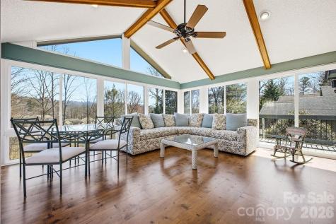 2070 Golfside Lane Hendersonville NC 28739