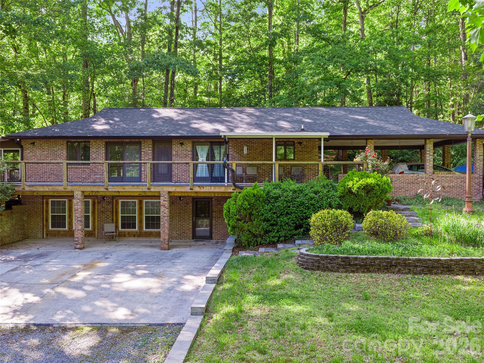 303 Brightwater Heights Drive Hendersonville NC 28791