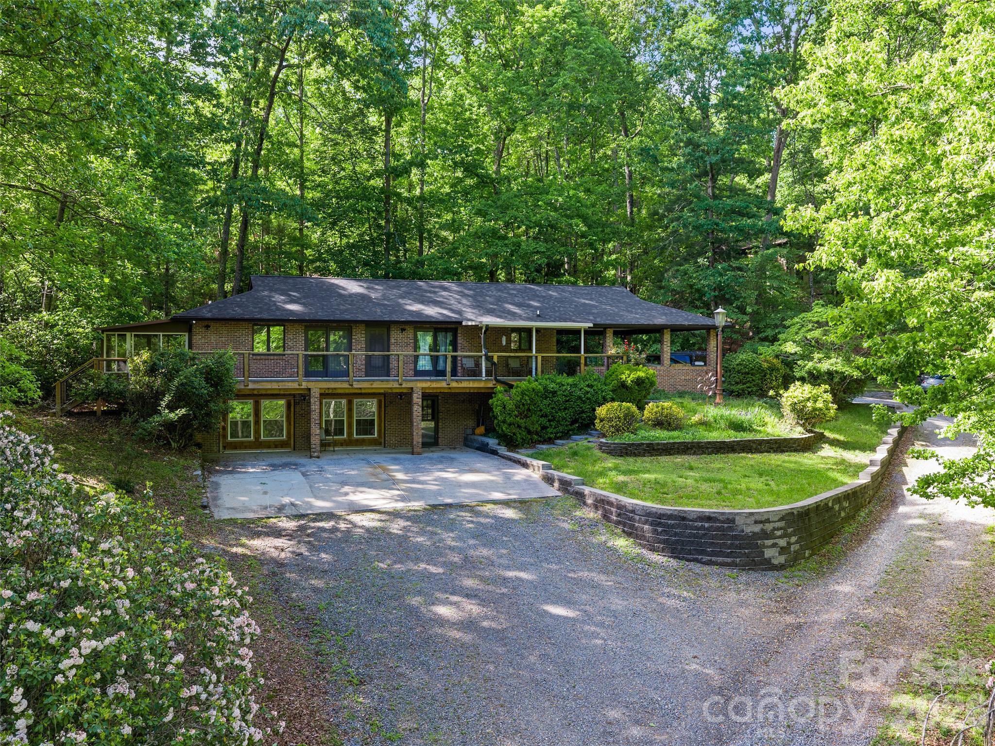 303 Brightwater Heights Drive Hendersonville NC 28791
