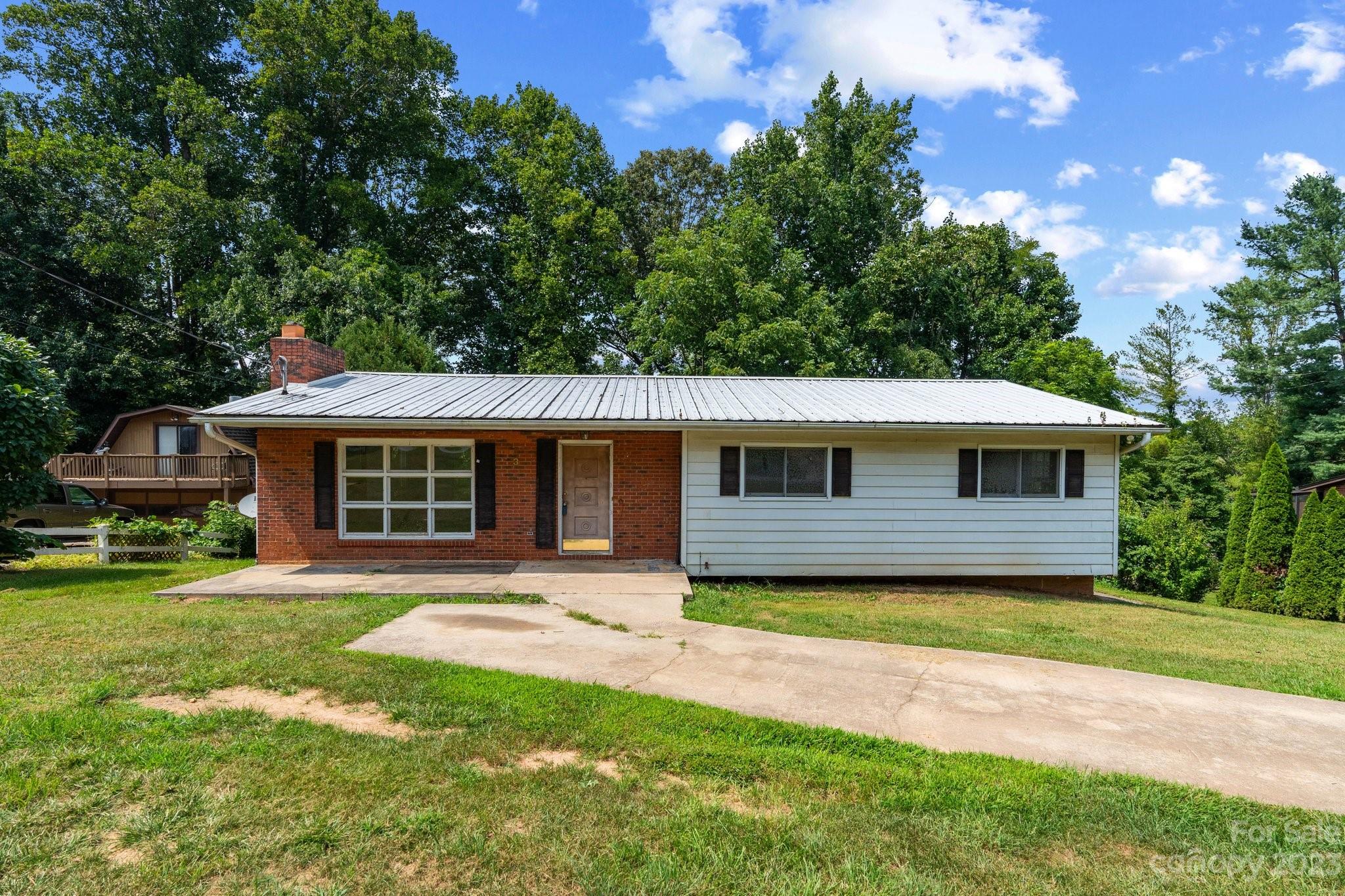 3 Fieldcrest Circle Asheville NC 28806