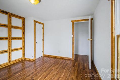 170 Styles Road Burnsville NC 28714