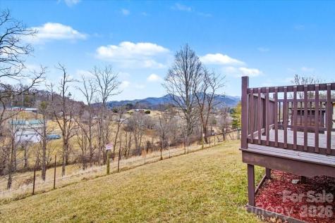 170 Styles Road Burnsville NC 28714