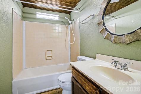 170 Styles Road Burnsville NC 28714