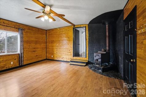 170 Styles Road Burnsville NC 28714