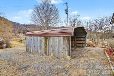 170 Styles Road Burnsville NC 28714