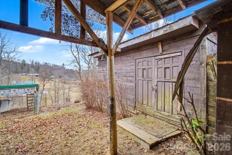 170 Styles Road Burnsville NC 28714