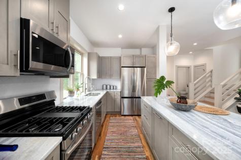 11 Middlebrook Road Asheville NC 28805