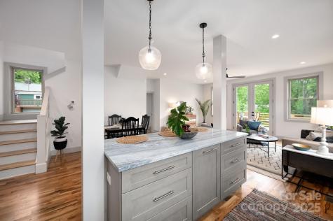 11 Middlebrook Road Asheville NC 28805