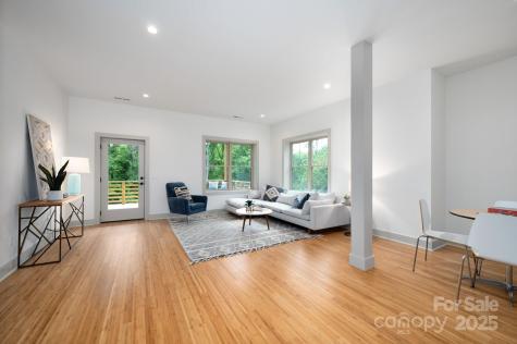 11 Middlebrook Road Asheville NC 28805