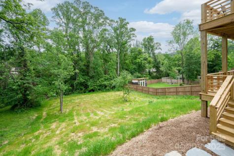 11 Middlebrook Road Asheville NC 28805