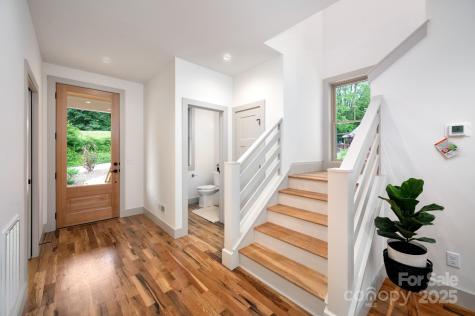 11 Middlebrook Road Asheville NC 28805