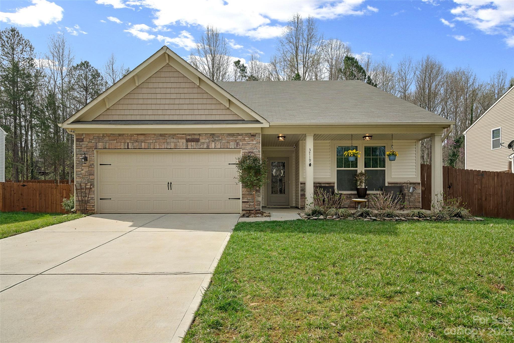 3719 Hayden Drive Charlotte NC 28269