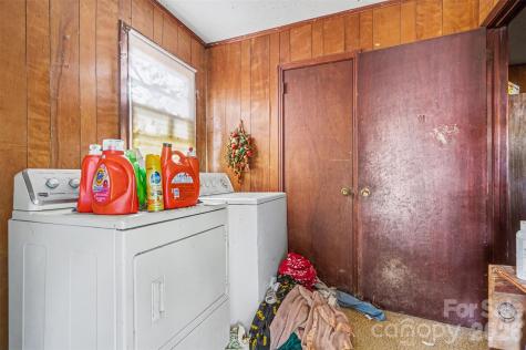 105 W Temple Avenue Rockingham NC 28380
