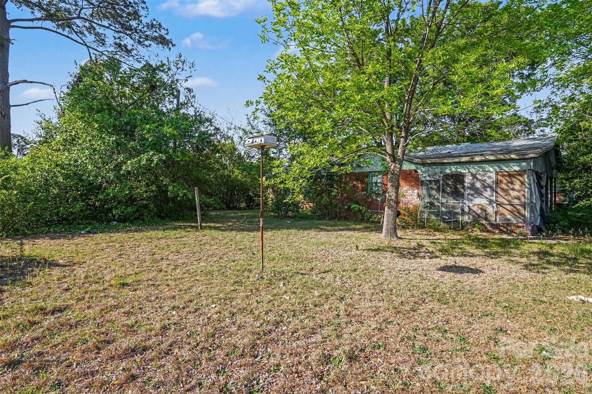 105 W Temple Avenue Rockingham NC 28380