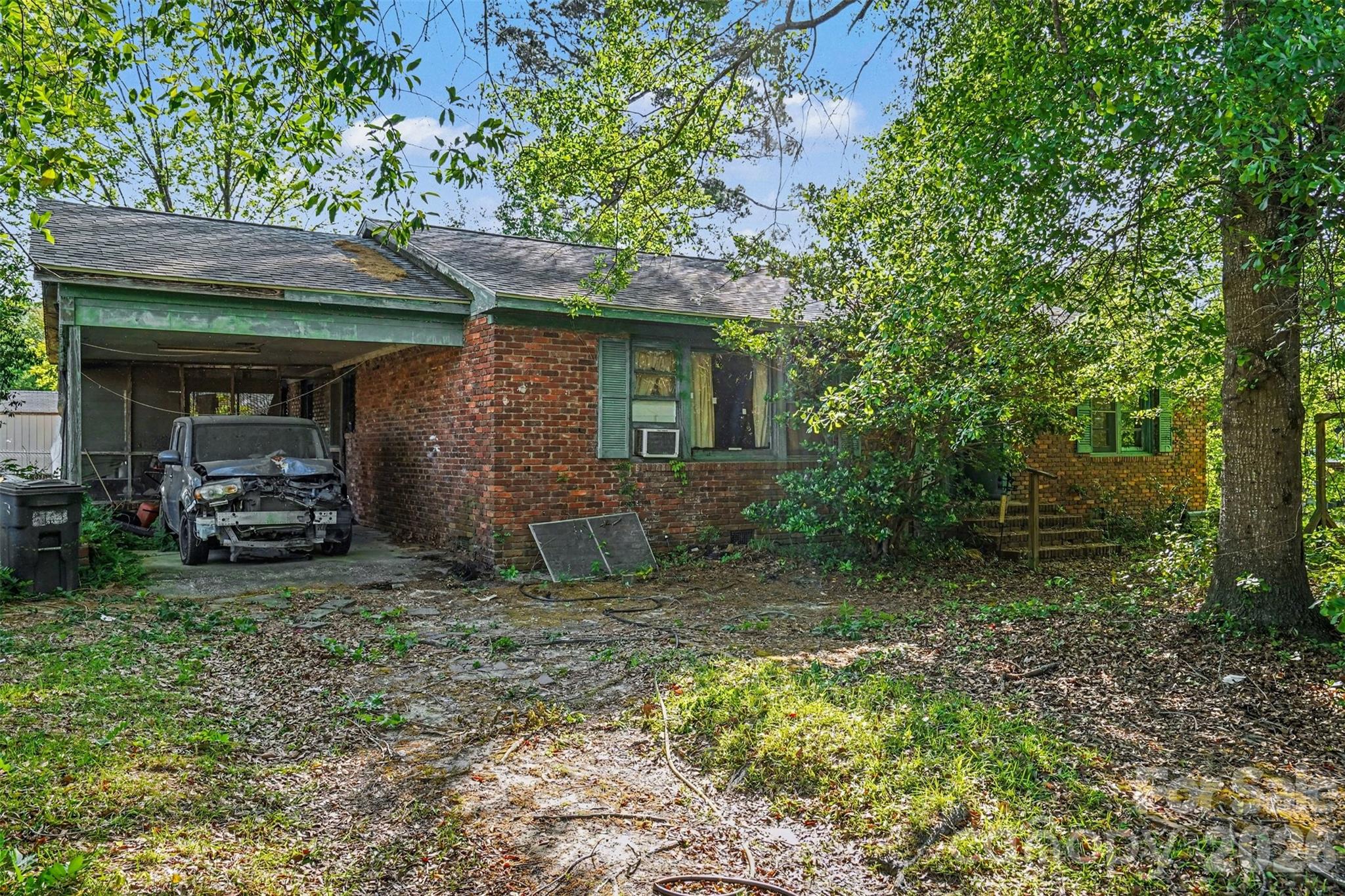 105 W Temple Avenue Rockingham NC 28380