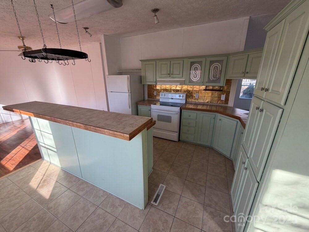 2687 1st Avenue NW Catawba NC 28609