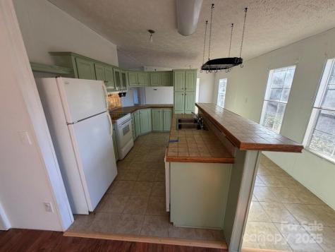 2687 1st Avenue NW Catawba NC 28609