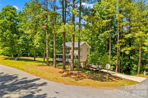 1904 Lorelei Court Mount Pleasant NC 28124