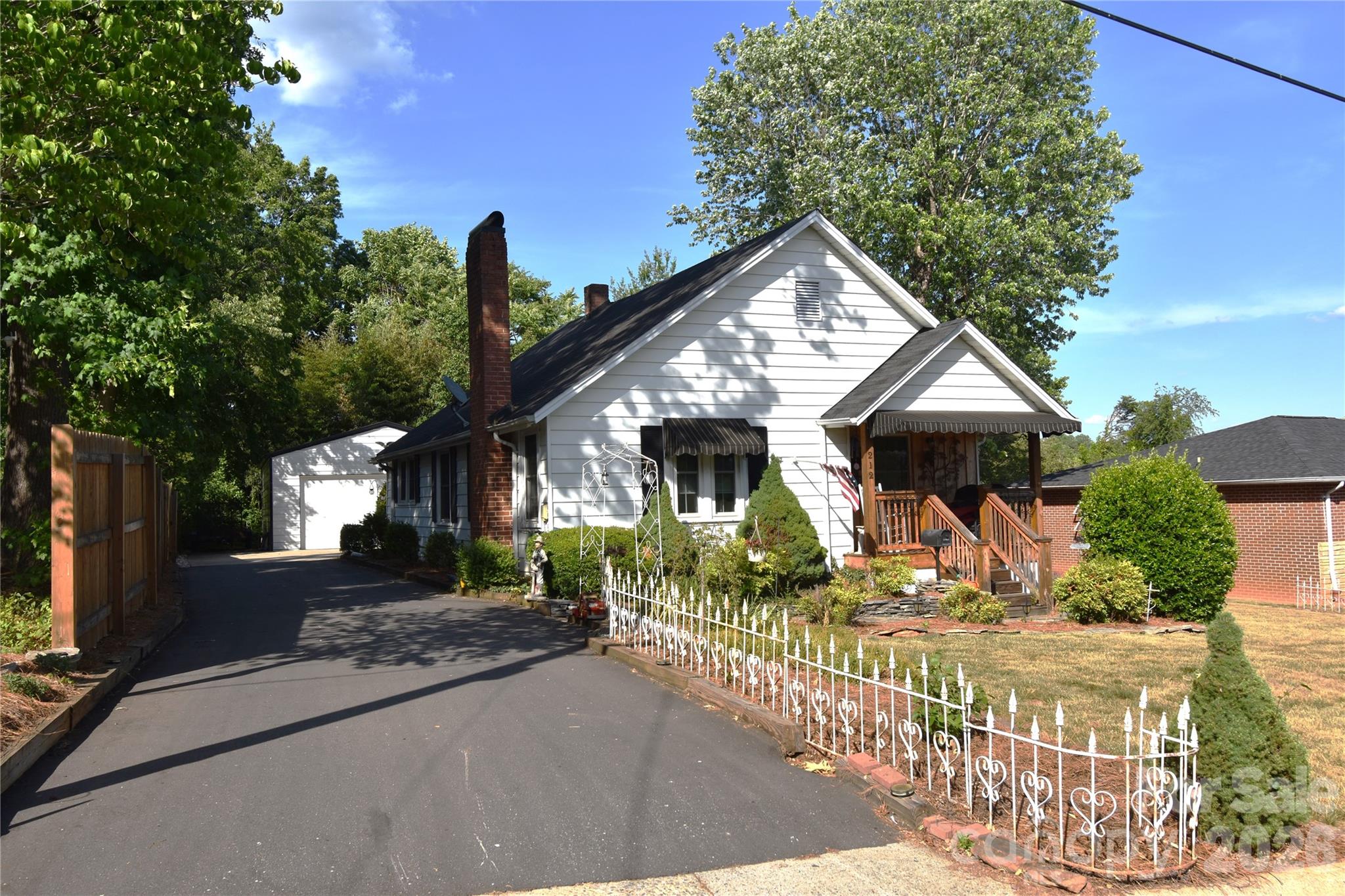 212 Sharon Avenue NW Lenoir NC 28645