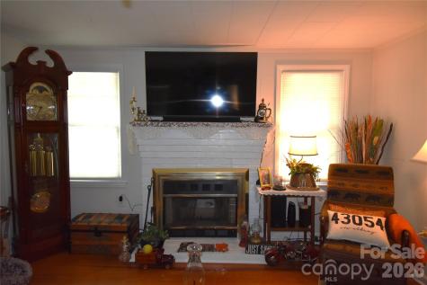 212 Sharon Avenue NW Lenoir NC 28645