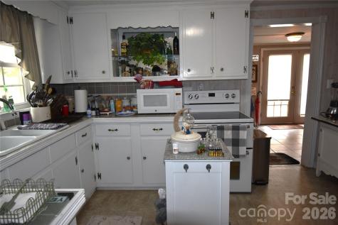 212 Sharon Avenue NW Lenoir NC 28645