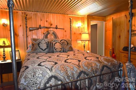 212 Sharon Avenue NW Lenoir NC 28645