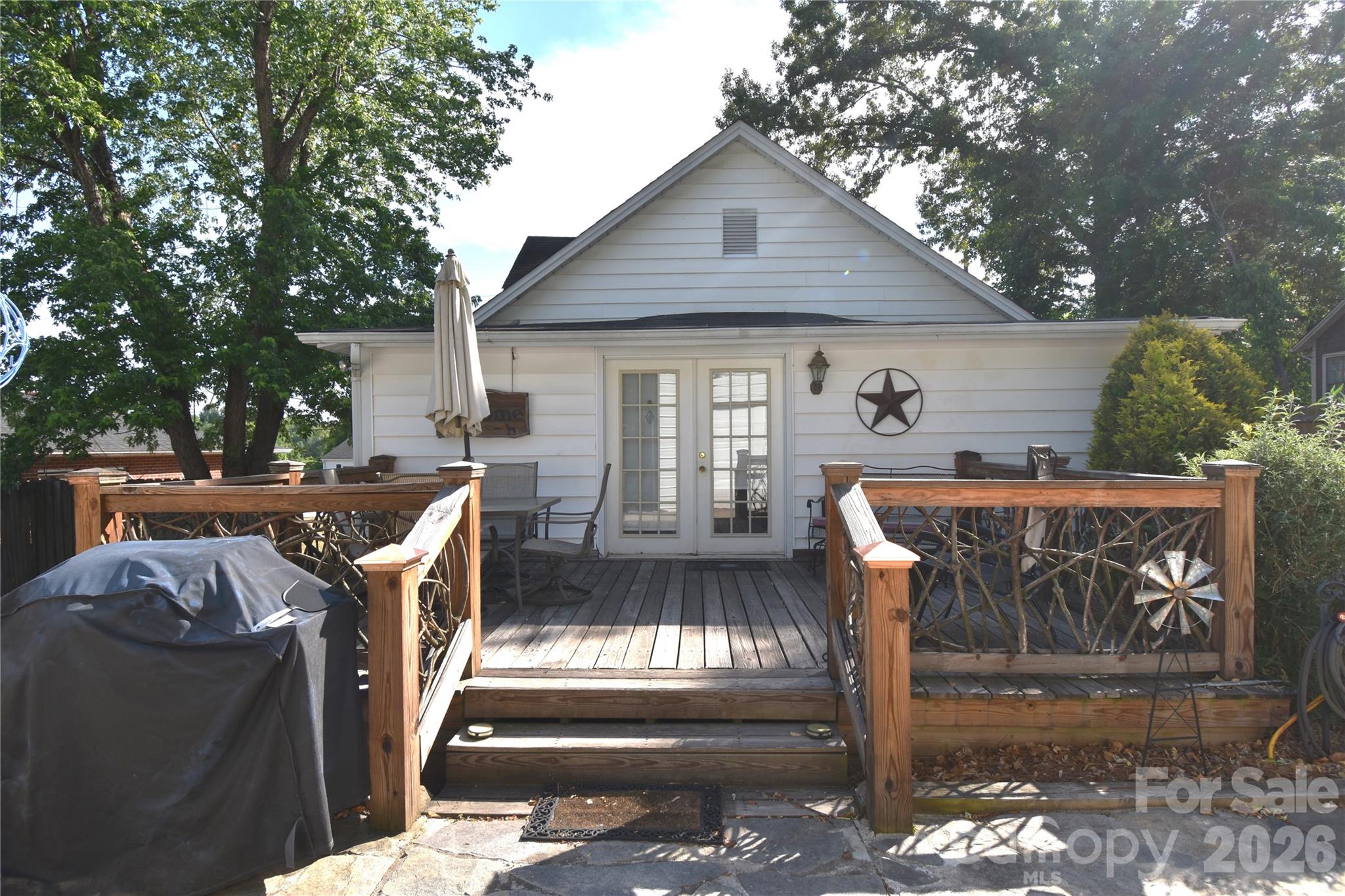 212 Sharon Avenue NW Lenoir NC 28645