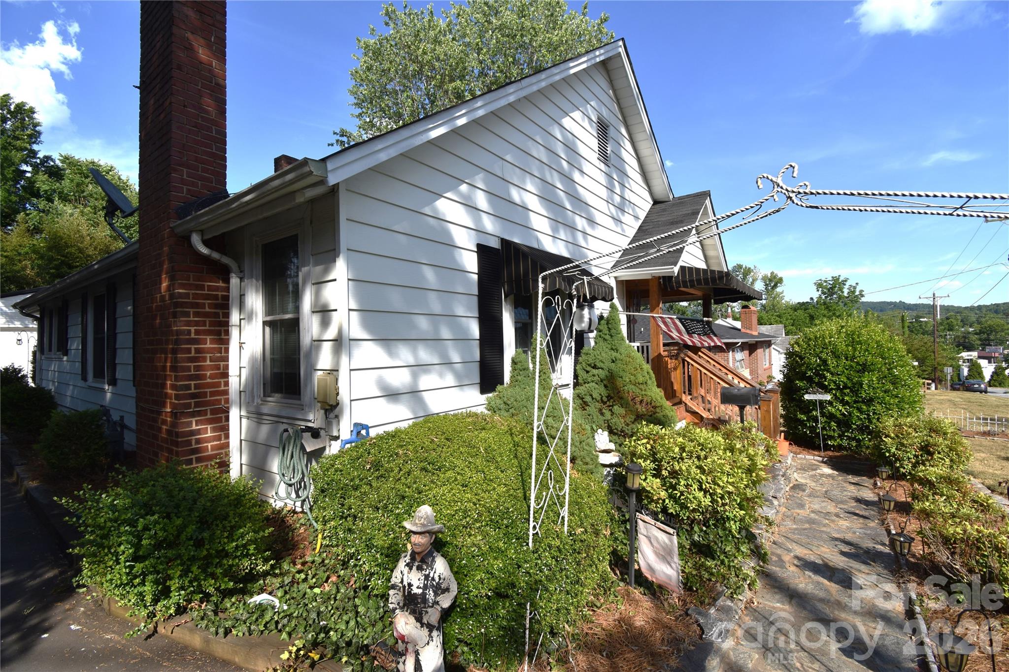 212 Sharon Avenue NW Lenoir NC 28645