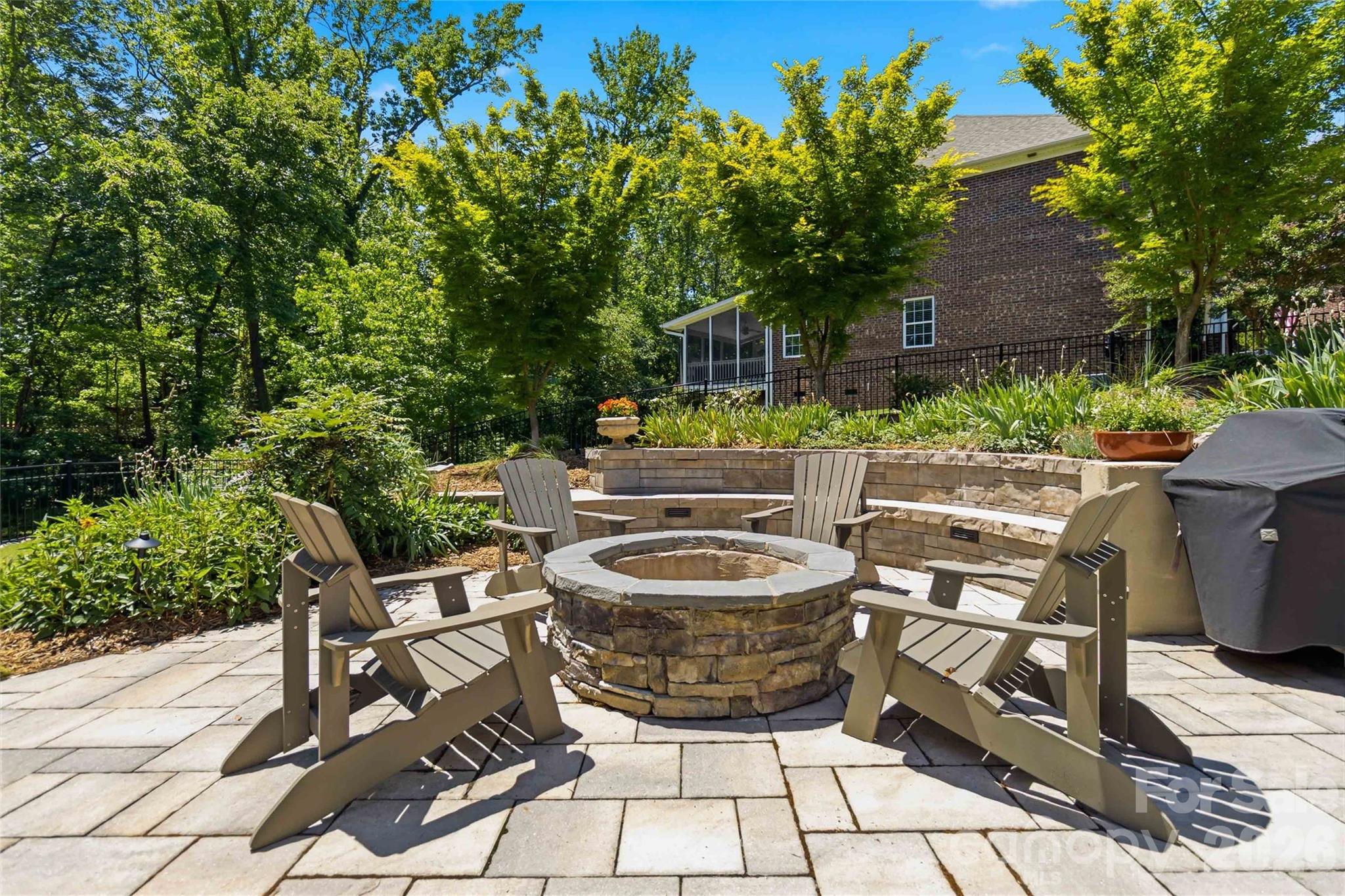 6526 Saint John Lane Charlotte NC 28210