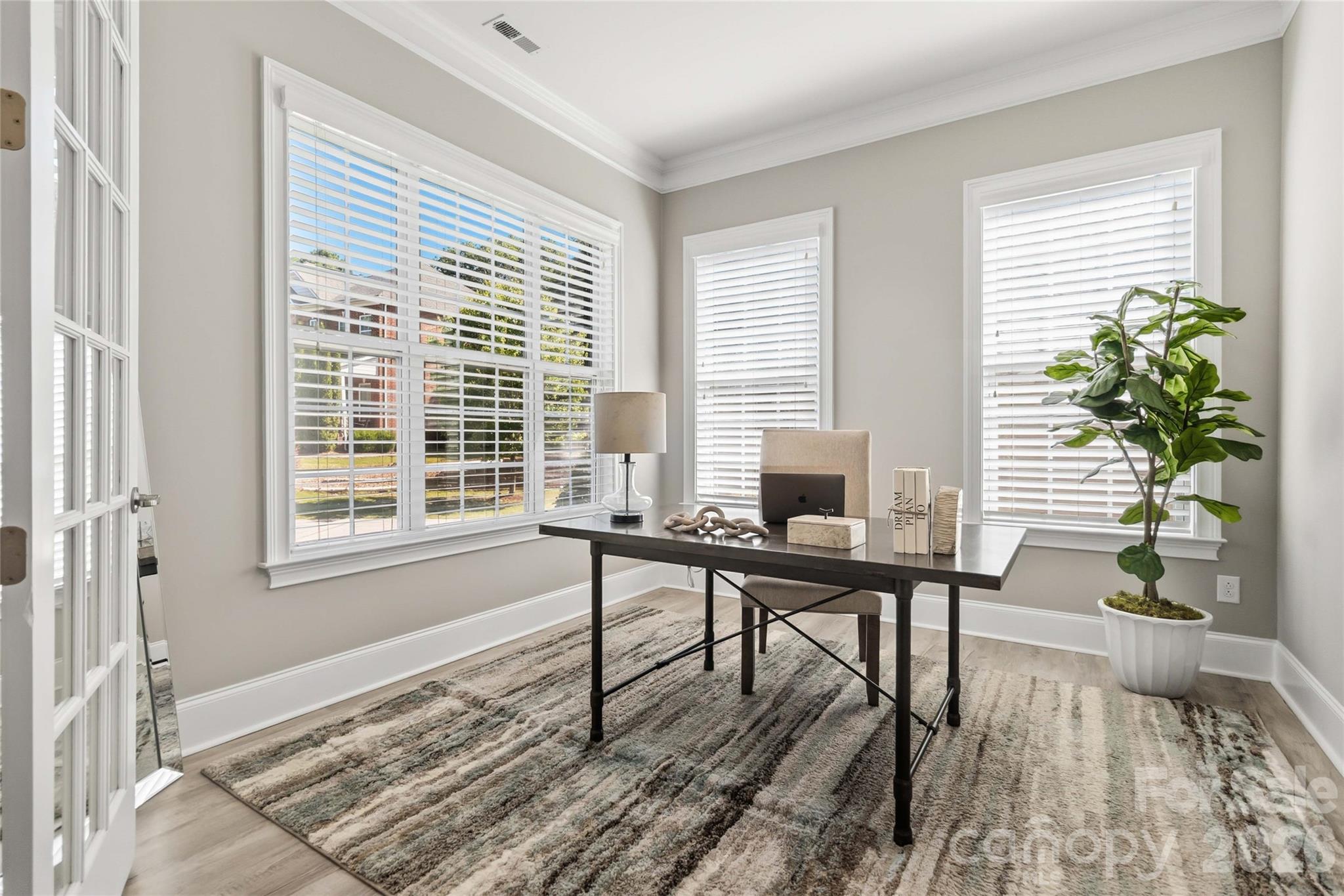 6526 Saint John Lane Charlotte NC 28210