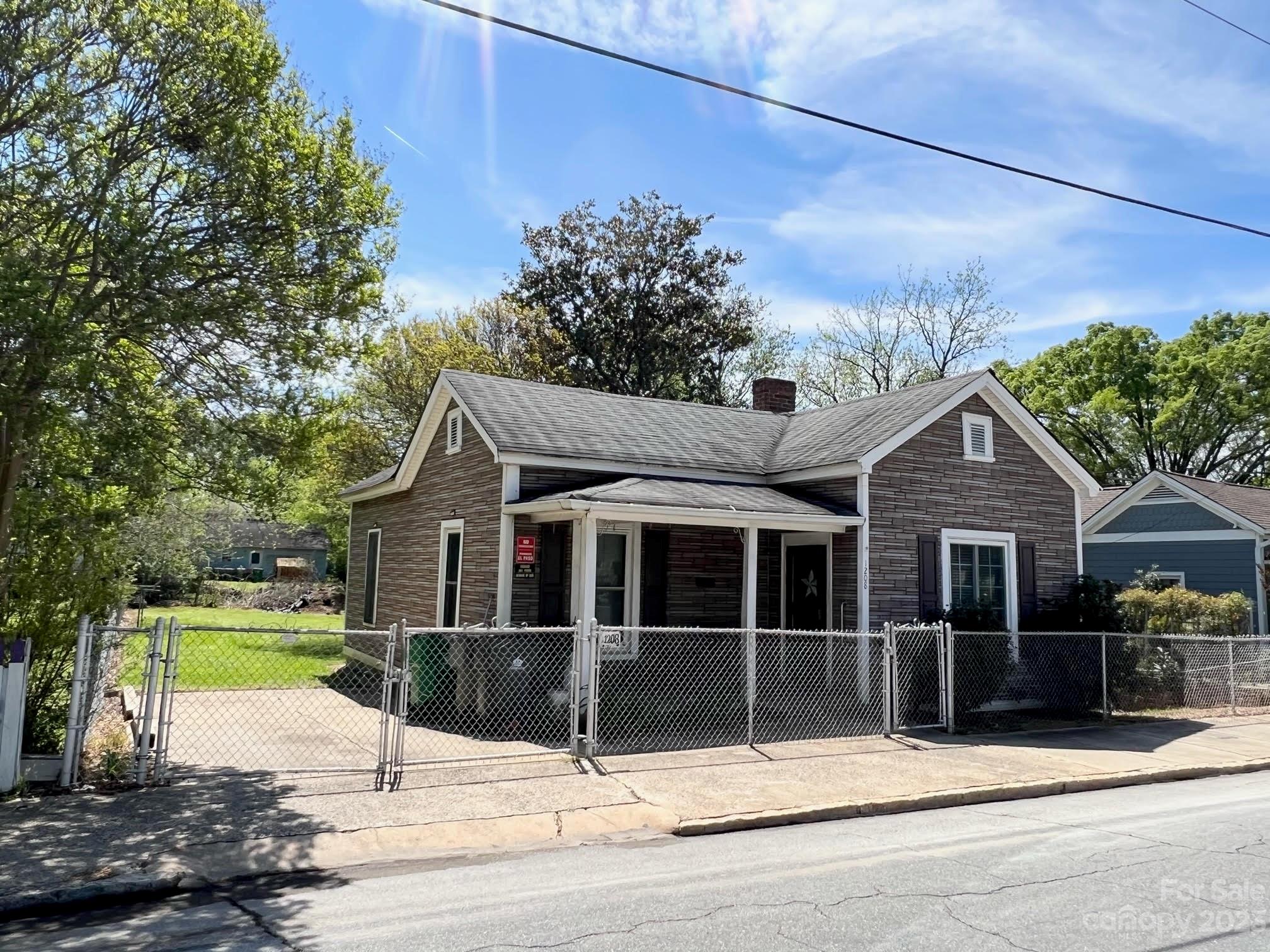 1208 Pegram Street Charlotte NC 28205
