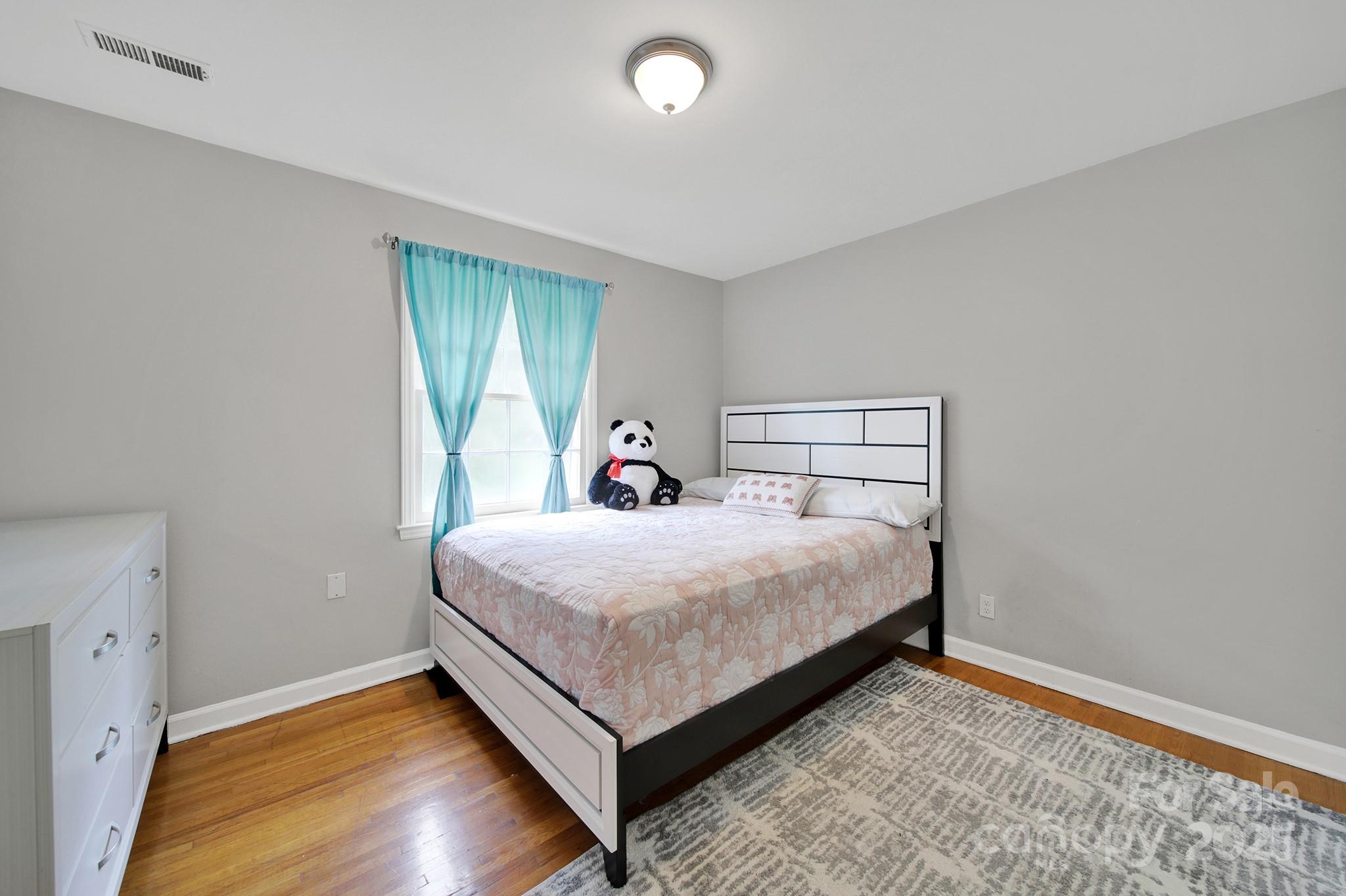 5300 Grafton Drive Charlotte NC 28215