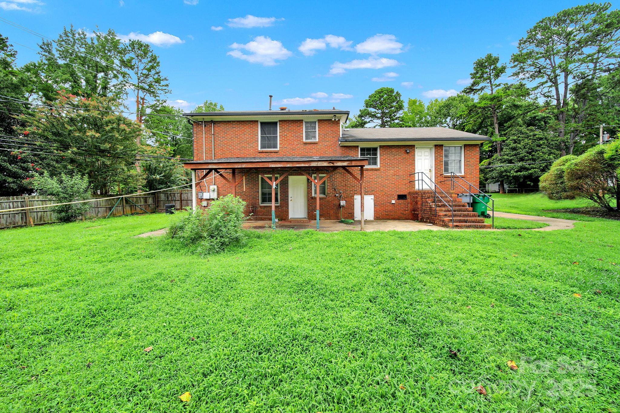 5300 Grafton Drive Charlotte NC 28215