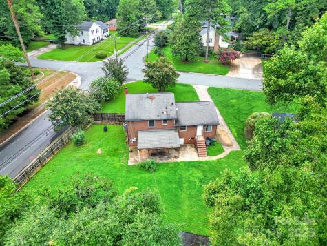 5300 Grafton Drive Charlotte NC 28215