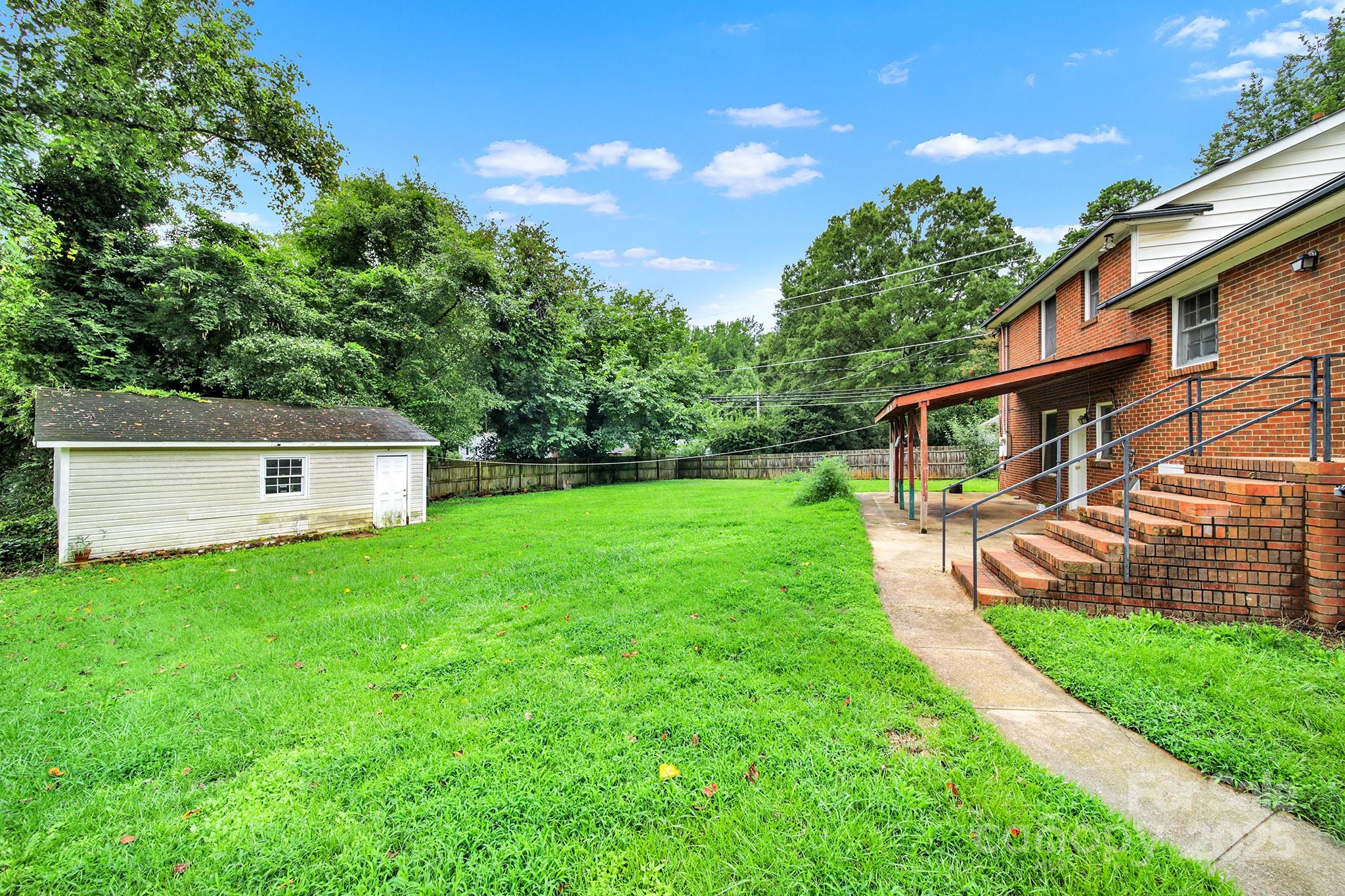 5300 Grafton Drive Charlotte NC 28215