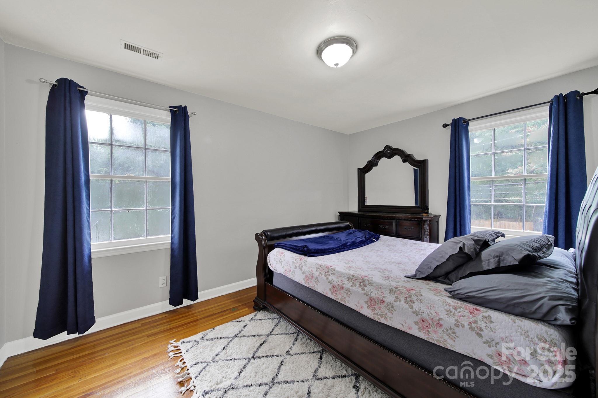 5300 Grafton Drive Charlotte NC 28215