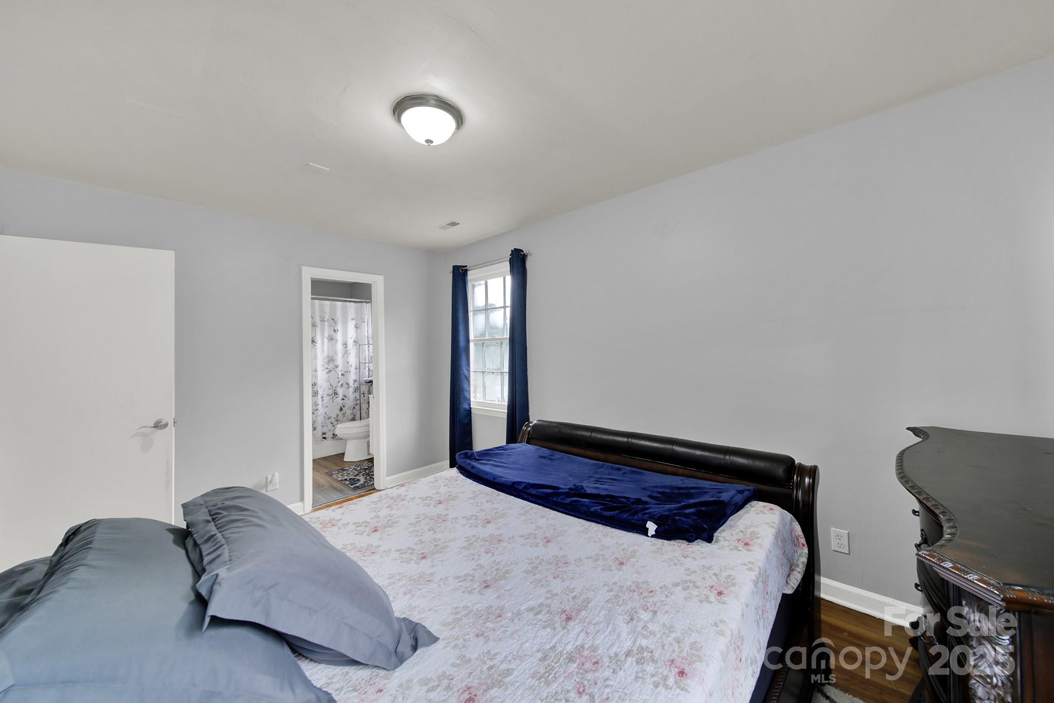 5300 Grafton Drive Charlotte NC 28215