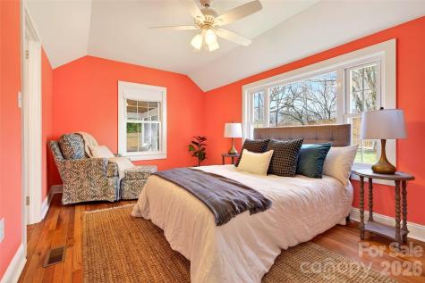 109 N Dougherty Street Black Mountain NC 28711