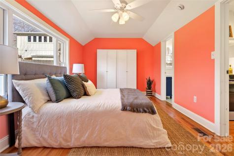 109 N Dougherty Street Black Mountain NC 28711